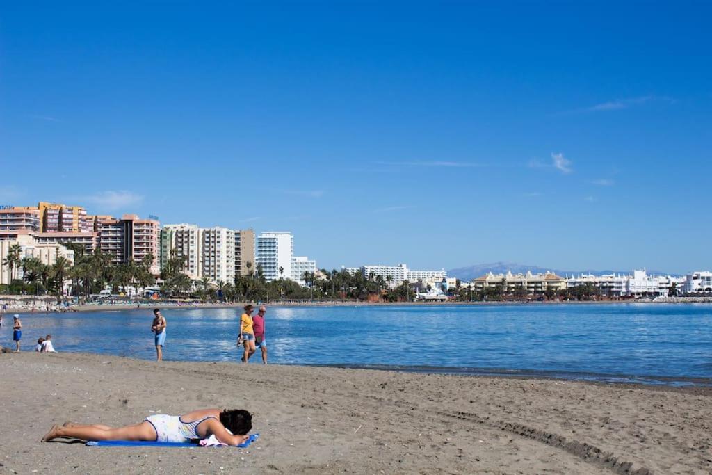 Wonderful Studio Apartment On The Beachfront Benalmadena Ngoại thất bức ảnh