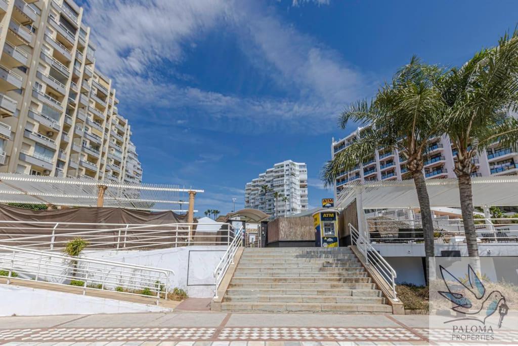 Wonderful Studio Apartment On The Beachfront Benalmadena Ngoại thất bức ảnh