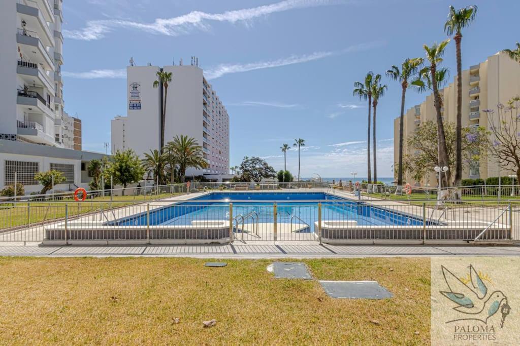 Wonderful Studio Apartment On The Beachfront Benalmadena Ngoại thất bức ảnh