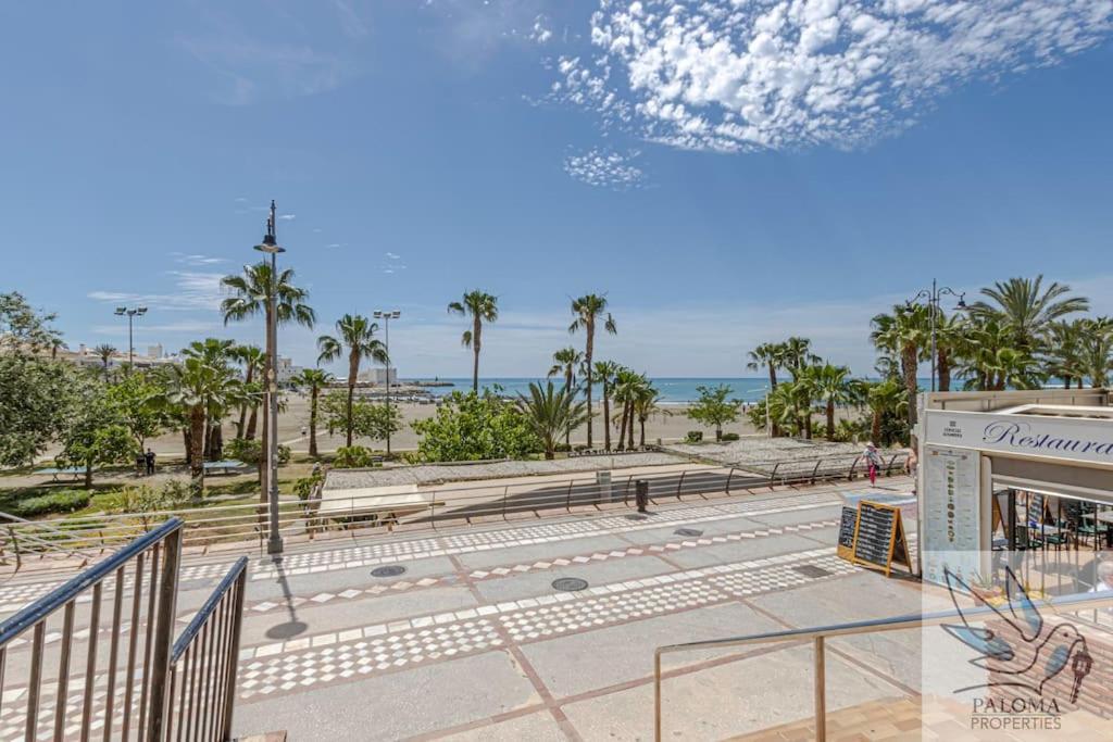 Wonderful Studio Apartment On The Beachfront Benalmadena Ngoại thất bức ảnh