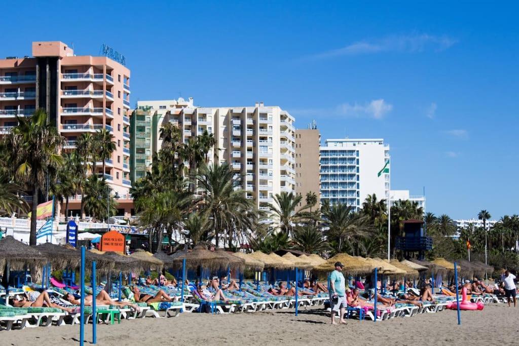 Wonderful Studio Apartment On The Beachfront Benalmadena Ngoại thất bức ảnh