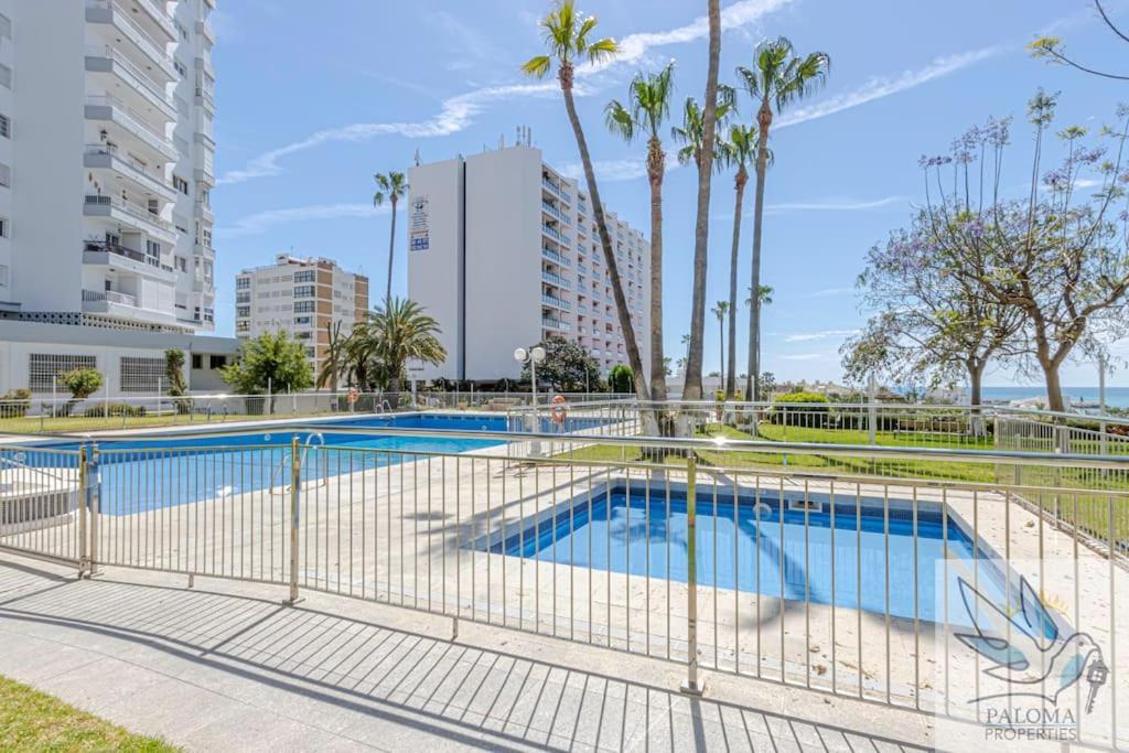 Wonderful Studio Apartment On The Beachfront Benalmadena Ngoại thất bức ảnh