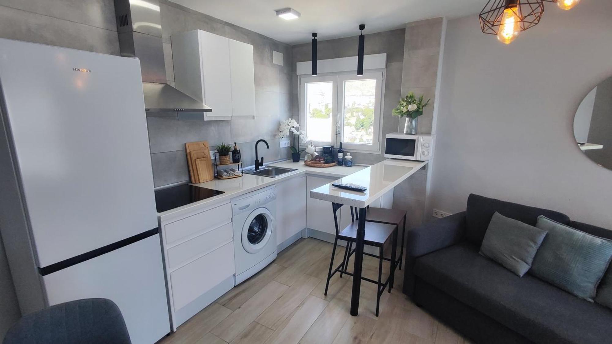 Wonderful Studio Apartment On The Beachfront Benalmadena Ngoại thất bức ảnh